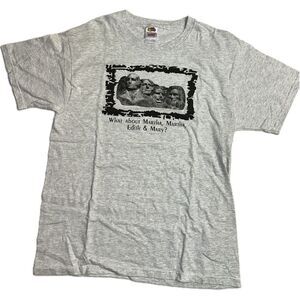 Vintage 90’s Mount Rushmore T-Shirt Gray Men’s Size L Fruit of the Loom Heavy Co